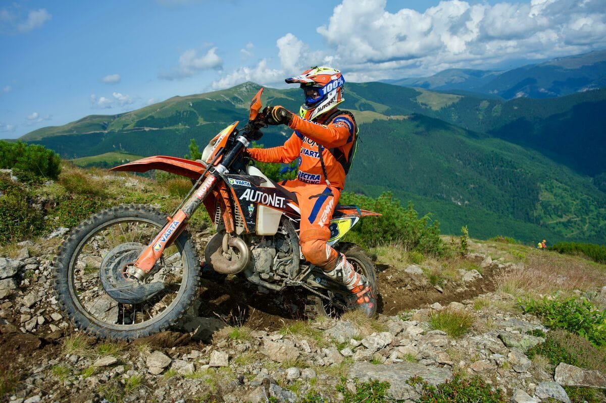 Mani Gyenes încheie cu succes Red Bull Romaniacs 2024