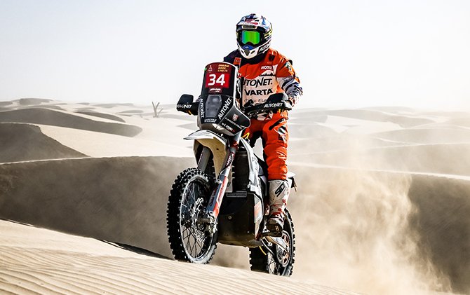 Mani Gyenes și Autonet Motorcycle Team, locul doi la Original by Motul în Dakar 2025